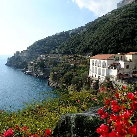 Marmorata Sleeps 4 Wifi Villa Minori